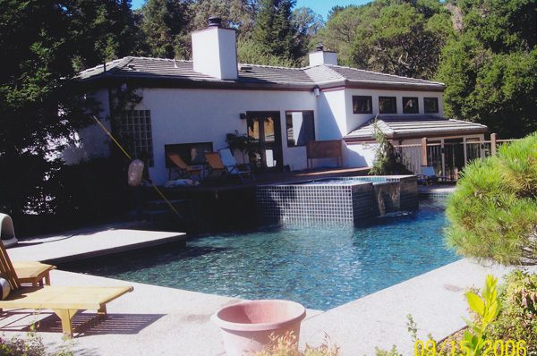 How a Custom Pool Transforms Your Home