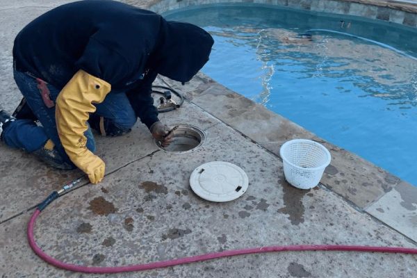 Pool leak repair work in Concord, CA