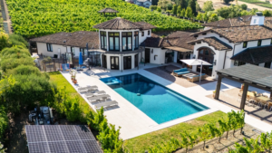 How to Choose the Best Pool Builder in the Bay Area